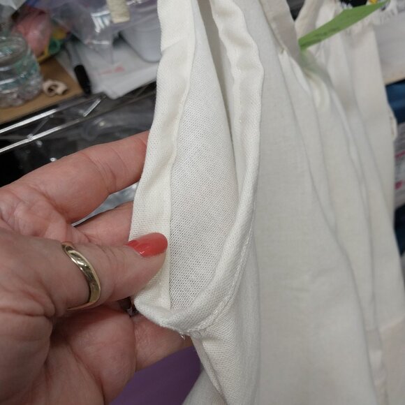 3418 Size XL/1X Jumper Handmade with Vintage Flour Sacks, Ties at the Shoulder - Picture 7 of 10